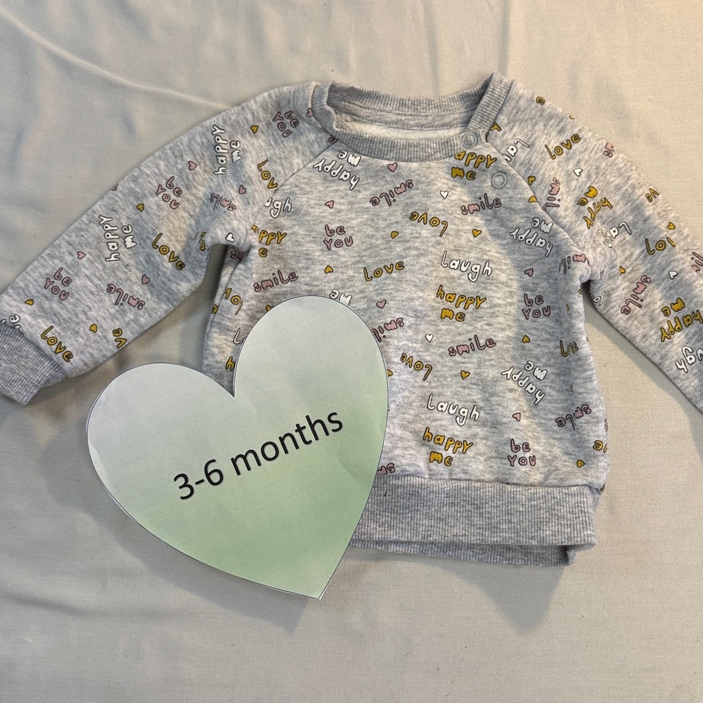 Primark - pullover sweatshirt/sweater. Size  3-6 months